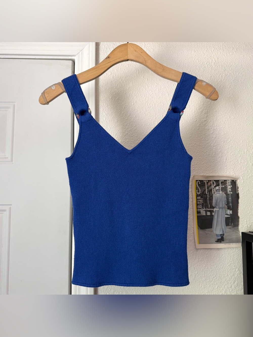 ECRU cobalt royal blue chunky knit o-ring detail cropped tank‎ top